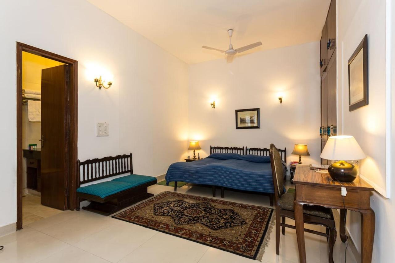 Eleven Bed & Breakfast New Delhi Exterior photo